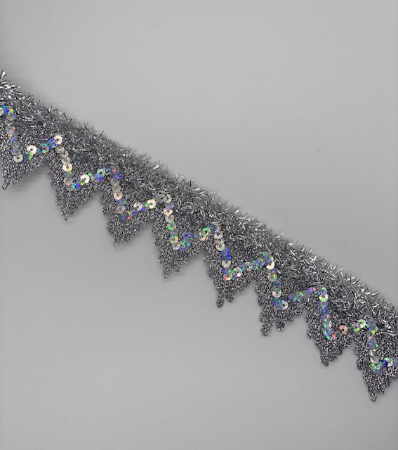 Silver zigzag trim with sequence (3 yards)